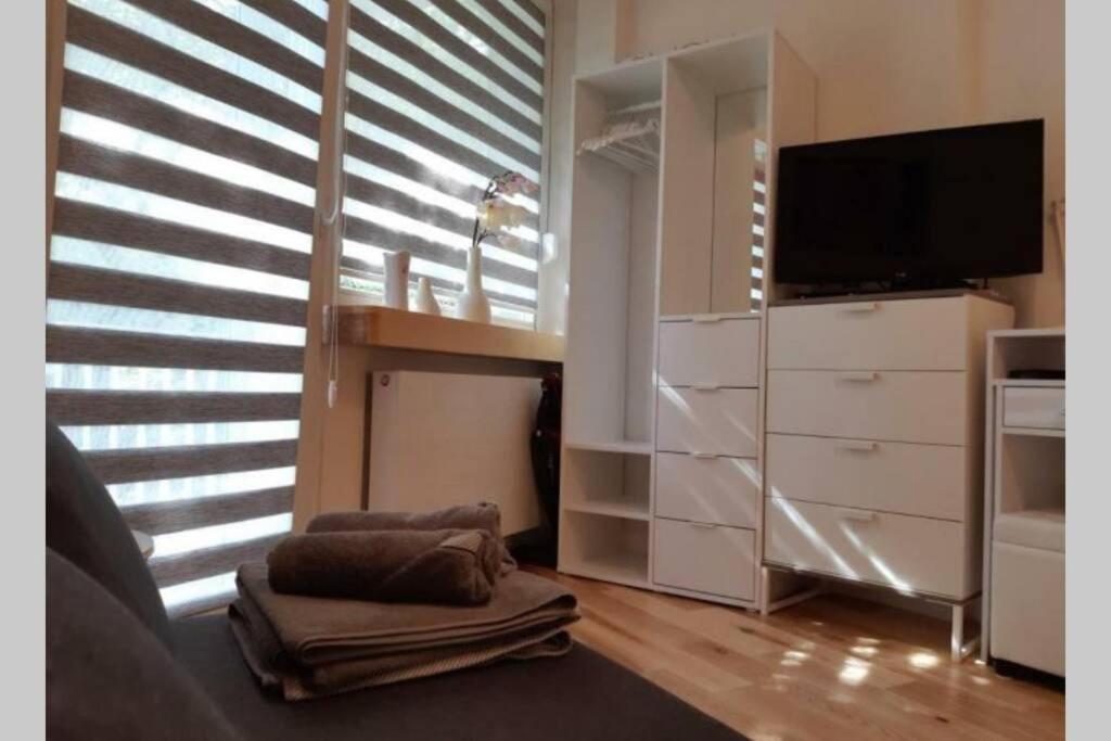 Przytulny Dwuosobowy Apartament Jaworowa Vratislav Exteriér fotografie